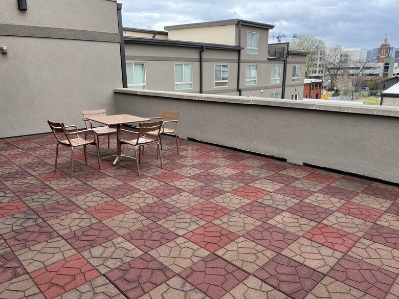 Home Exchange in Louisville, KY outdoor living space