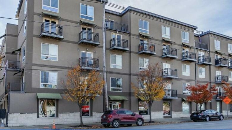 Home Exchange in Louisville, KY building view