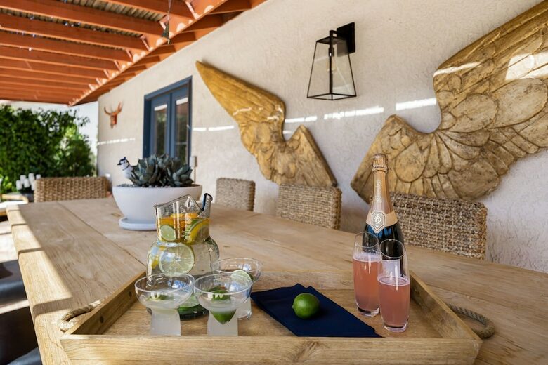 Home Exchange in La Quinta, CA five star outdoor dining