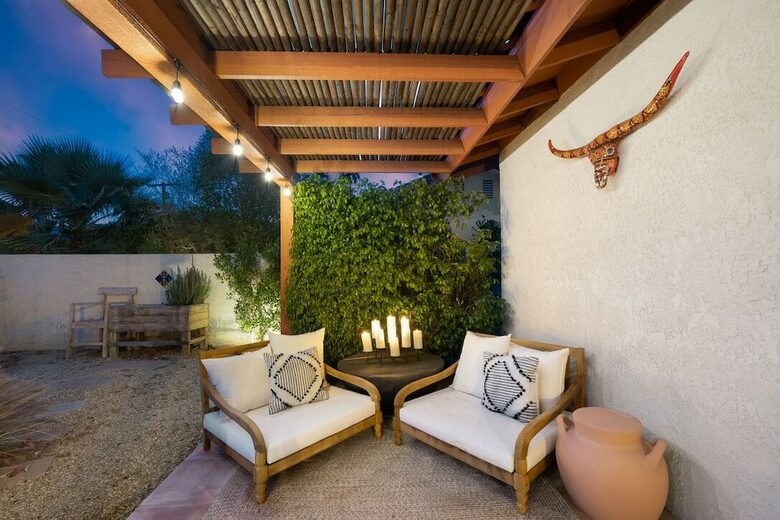 Home Exchange in La Quinta, CA night time lounge views