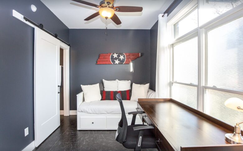 Bedroom with queen sofa bed