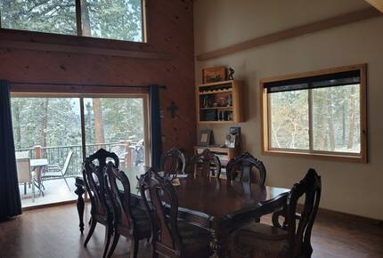 Home Exchange in Lead, SD lavish dining