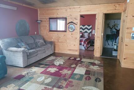 Home Exchange in Lead, SD basement game room