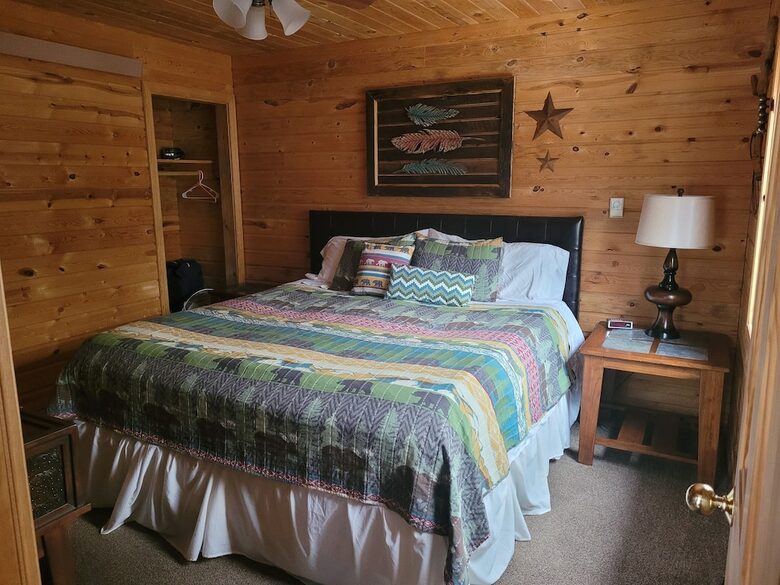 Home Exchange in Lead, SD master bedroom