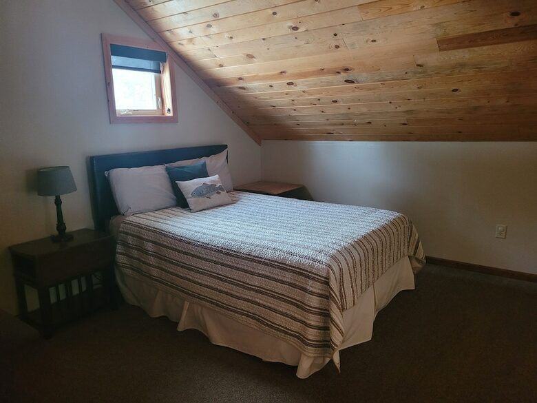 Home Exchange in Lead, SD bedroom