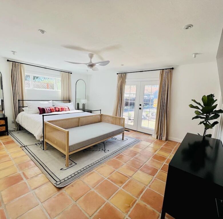 Lavish Healdsburg Home - Walk to Downtown! - Healdsburg, California