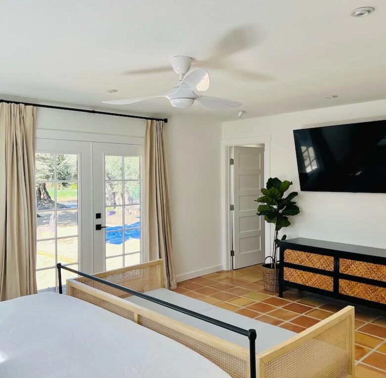 Lavish Healdsburg Home - Walk to Downtown! - Healdsburg, California