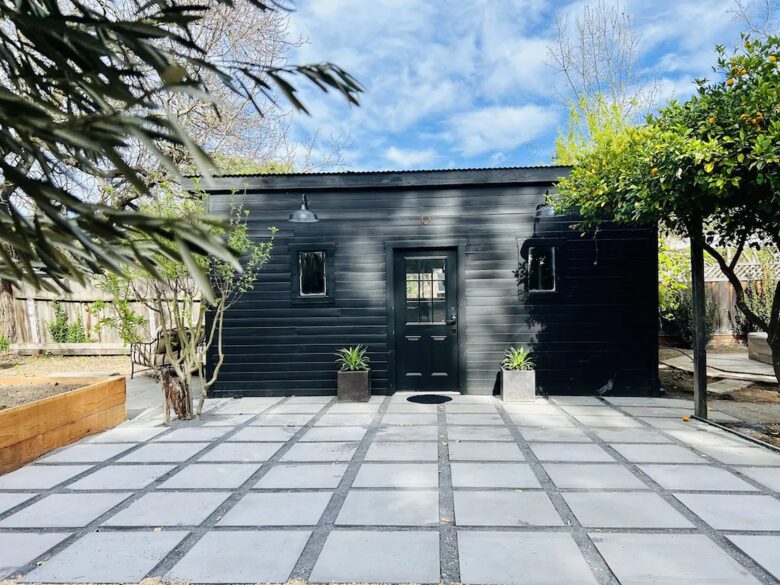 Lavish Healdsburg Home - Walk to Downtown! - Healdsburg, California