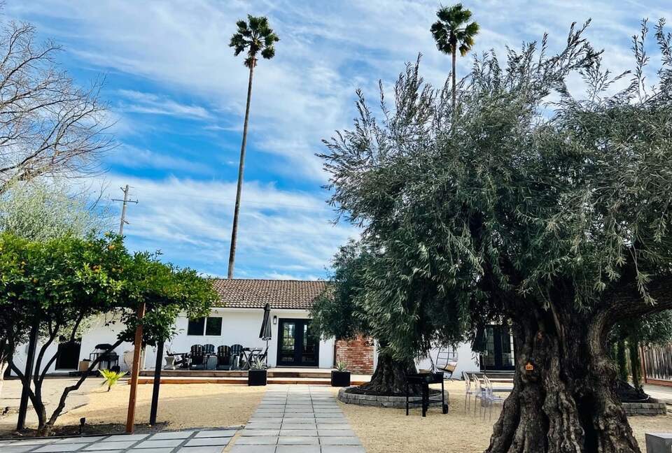 Lavish Healdsburg Home - Walk to Downtown! - Healdsburg, California