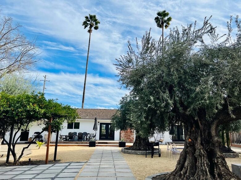 Lavish Healdsburg Home - Walk to Downtown! - Healdsburg, California