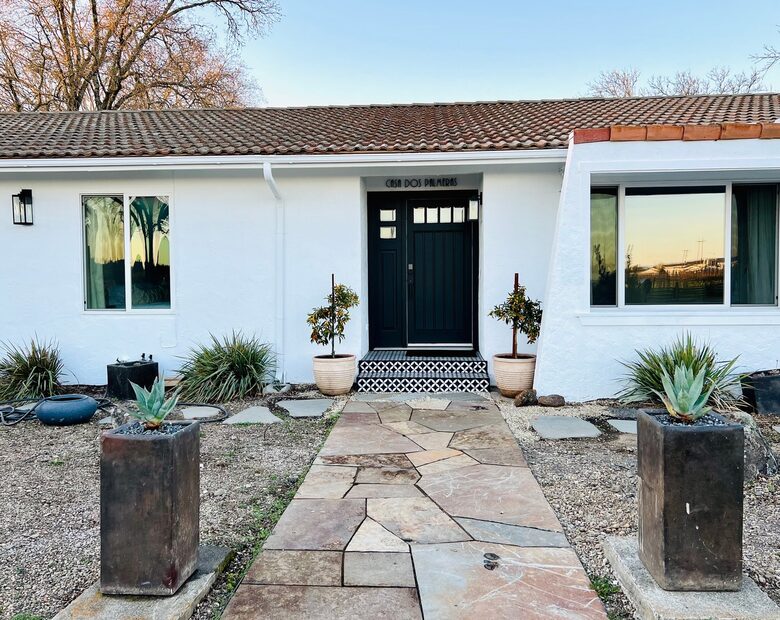 Lavish Healdsburg Home - Walk to Downtown! - Healdsburg, California