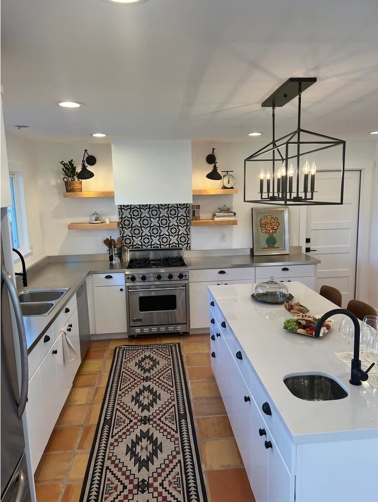 Lavish Healdsburg Home - Walk to Downtown! - Healdsburg, California