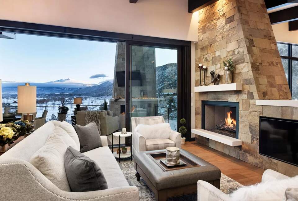 Open living room with mountain views
