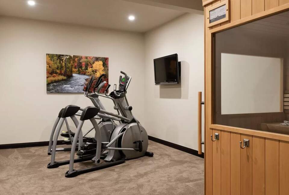 Fitness room and sauna