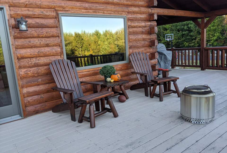 Home Exchange in Franconia, New Hampshire porch sitting
