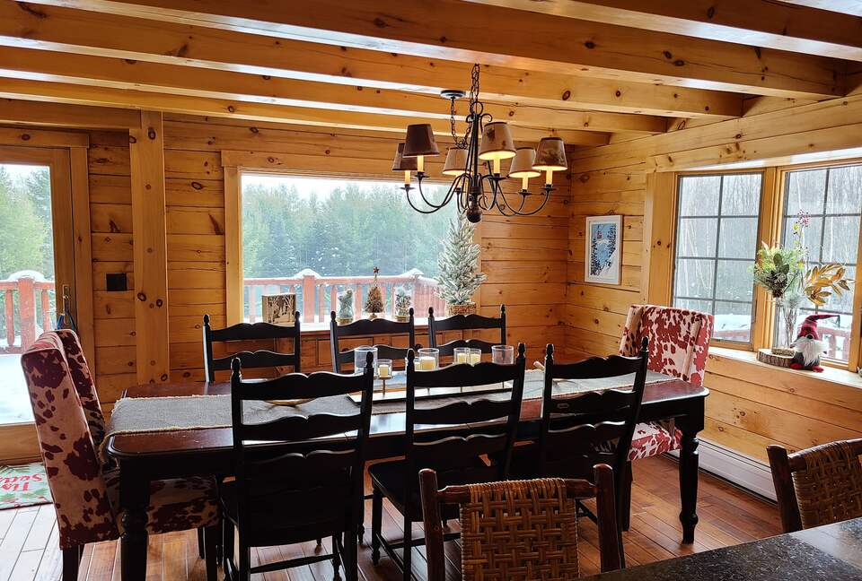 Home Exchange in Franconia, New Hampshire dining room