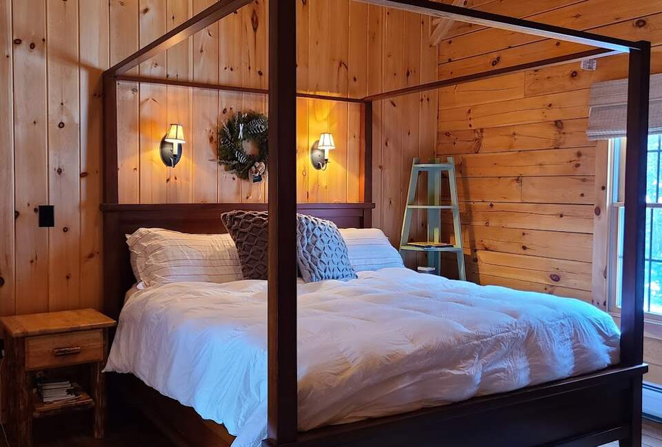 Home Exchange in Franconia, New Hampshire master suite