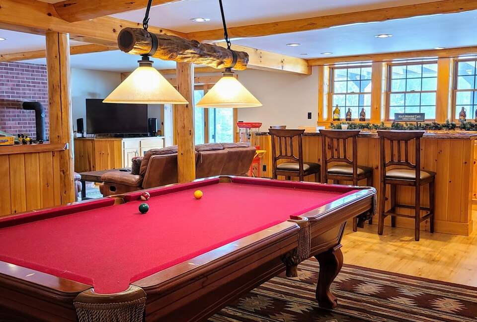 Home Exchange in Franconia, New Hampshire pool table
