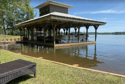 Lake Martin Tranquil Getaway boat dock