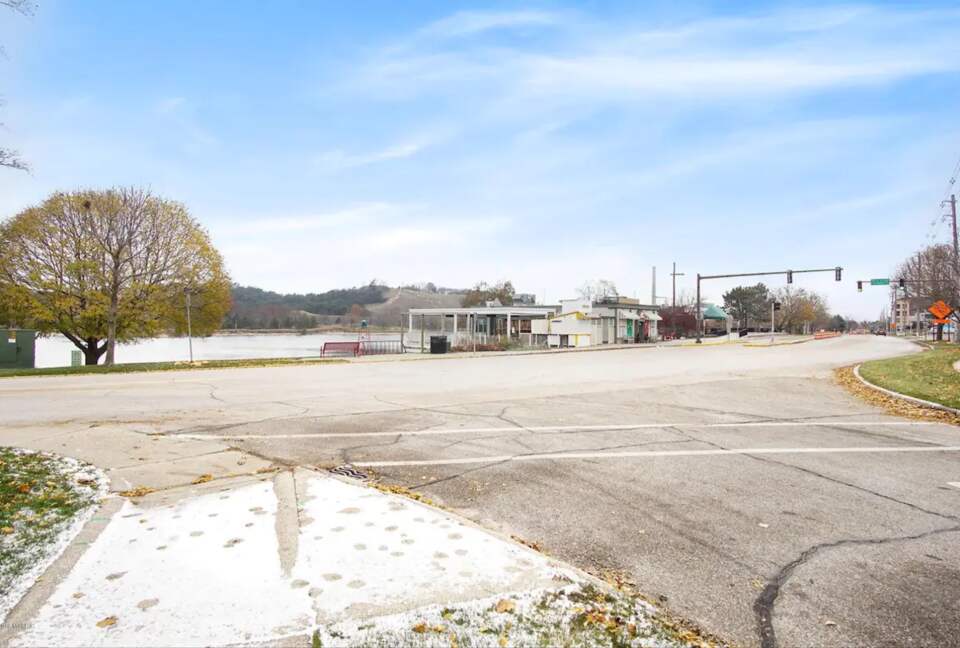 Home Exchange in Grand Haven, MI you are near to the lake