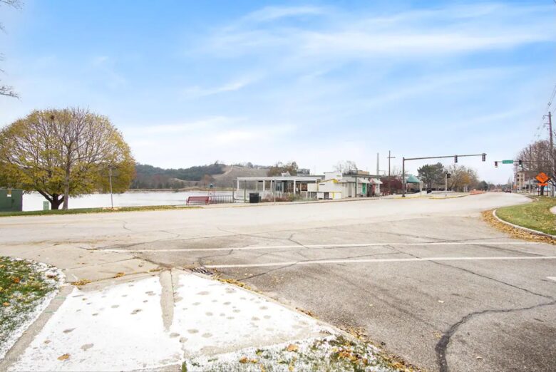 Home Exchange in Grand Haven, MI you are near to the lake