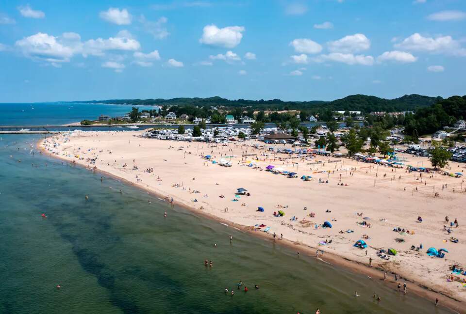 Home Exchange in Grand Haven, MI Lake Michigan Beach