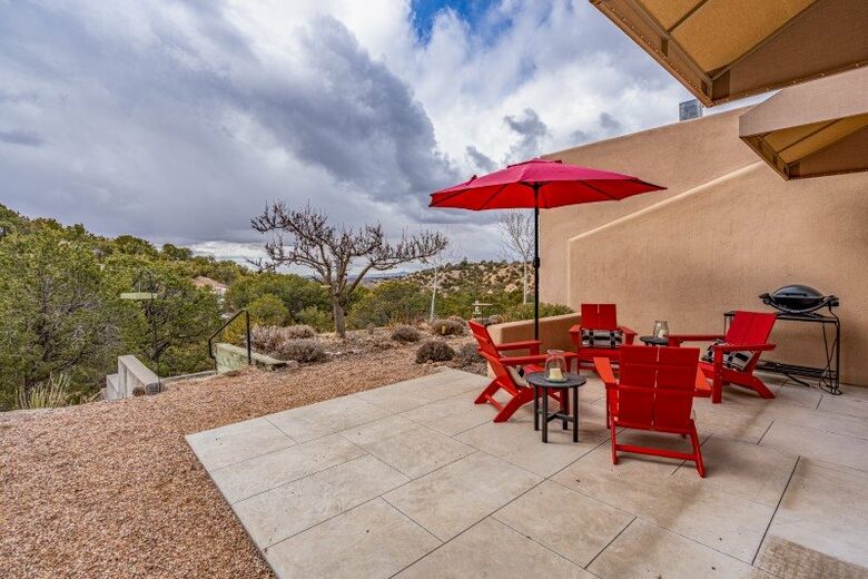 Casa de Vallecita - Santa Fe, New Mexico