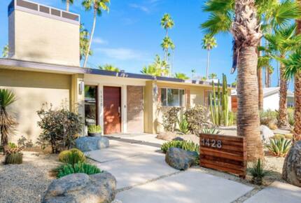 Palm Springs Midcentury Modern Paradise