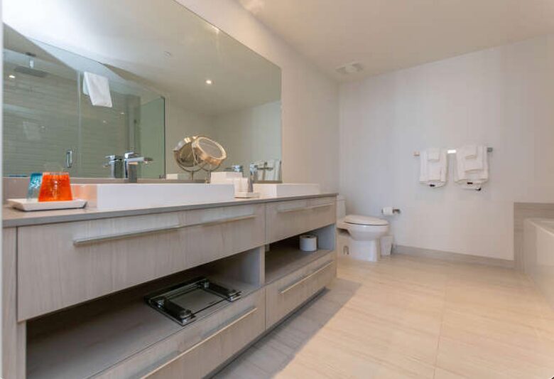 Hyde Beach House High-Rise - Hollywood, Florida