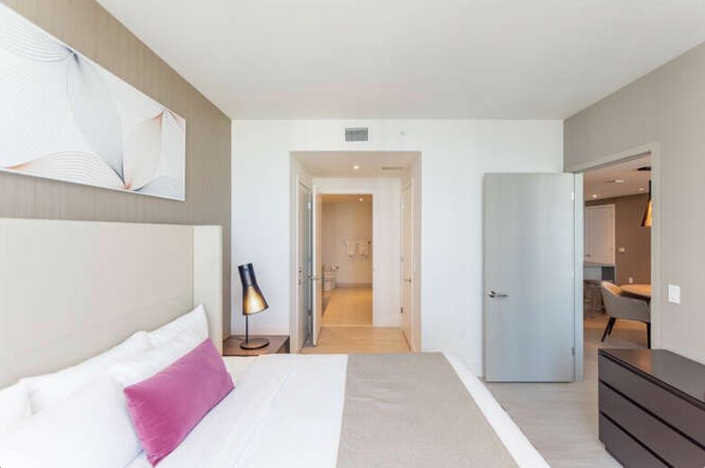 Hyde Beach House High-Rise - Hollywood, Florida