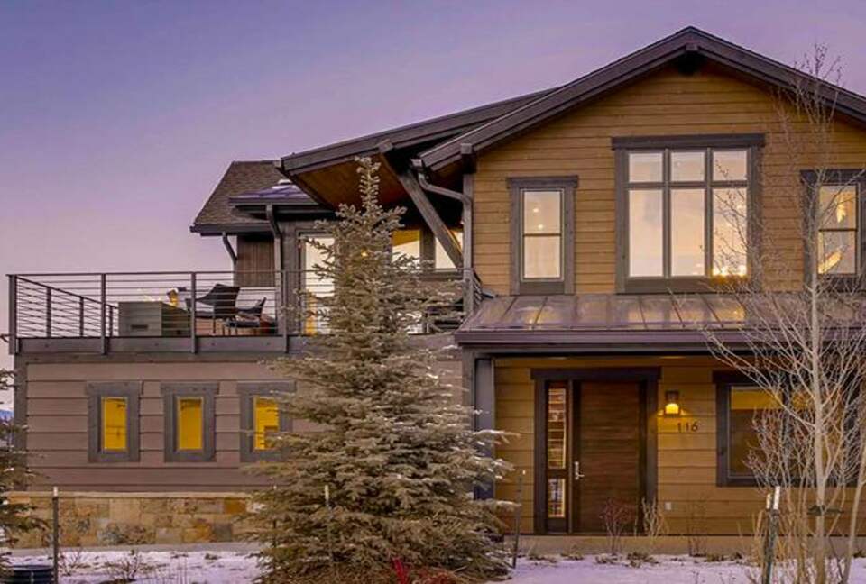 On the Corner at The Shores - Moving Mountains - Breckenridge, Colorado