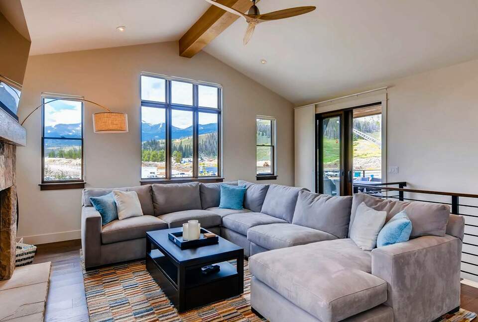 On the Corner at The Shores - Moving Mountains - Breckenridge, Colorado