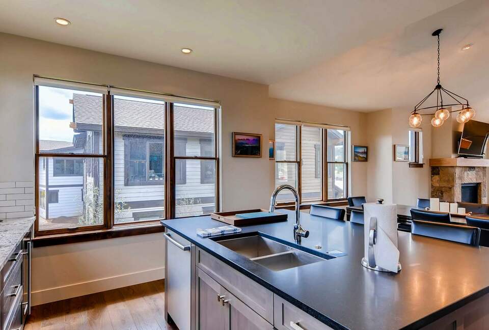 On the Corner at The Shores - Moving Mountains - Breckenridge, Colorado