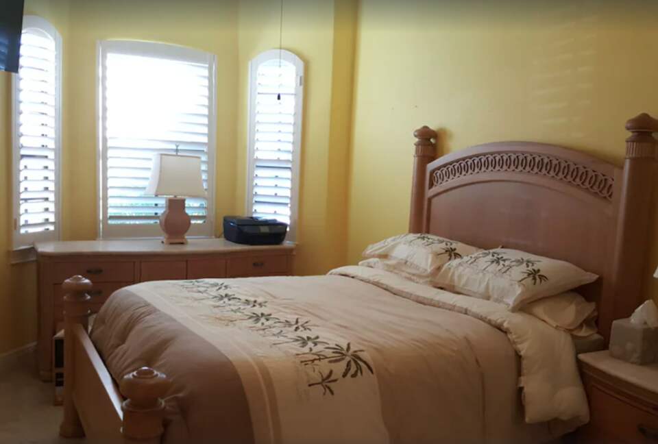 Second master bedroom