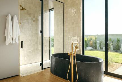 Elegant Estate in Rancho Mirage - Rancho Mirage, California