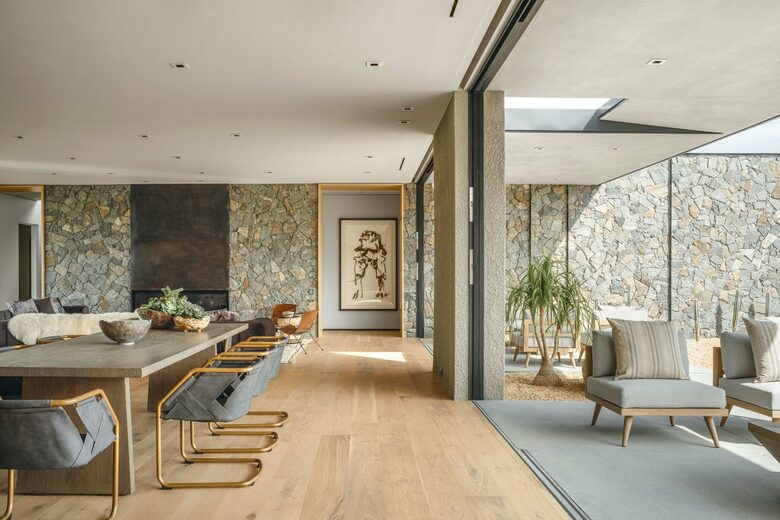 Elegant Estate in Rancho Mirage - Rancho Mirage, California