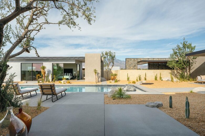 Elegant Estate in Rancho Mirage - Rancho Mirage, California