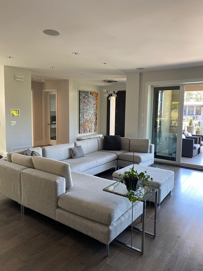 Home Exchange in Vancouver, BC, Canada family room