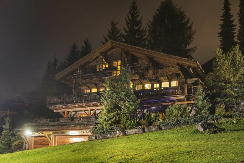 Fantastic Swiss Chalet 3 Flocons (R) - Verbier, Switzerland