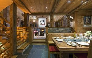 Fantastic Swiss Chalet 3 Flocons (R)