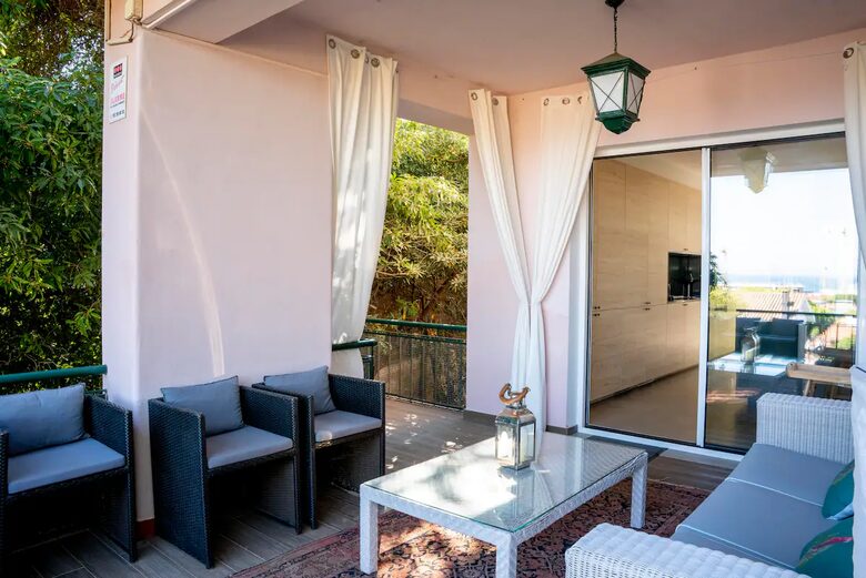 Seaview villa in Cascais Bay - Cascais, Portugal