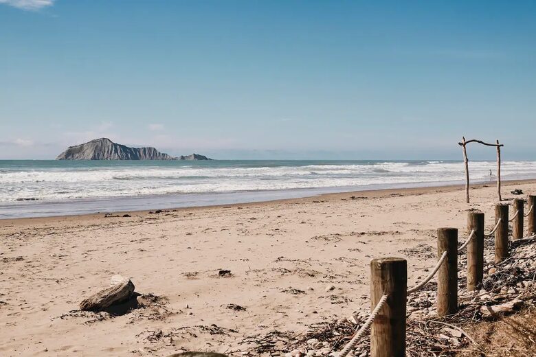 The Boathouse - Hawkes Bay, New Zealand