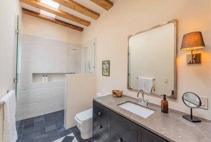 Home Exchange in San Miguel de Allende, Guanajuato Mexico third bath