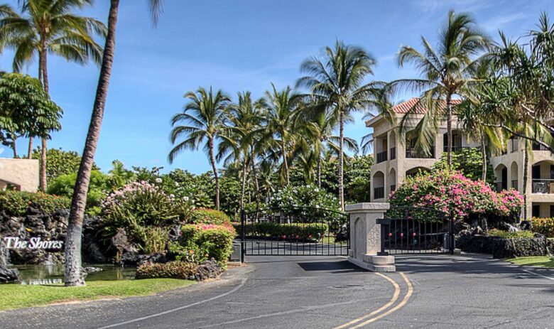 The Shores at Waikoloa Beach Resort gated entry