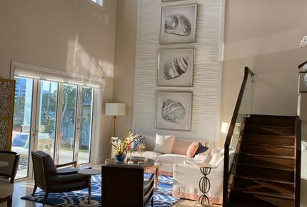 Turtle Cove | Palm Beach Waterfront Home - Lantana, Florida