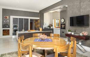 Manor House Fijndraai Estate (R)