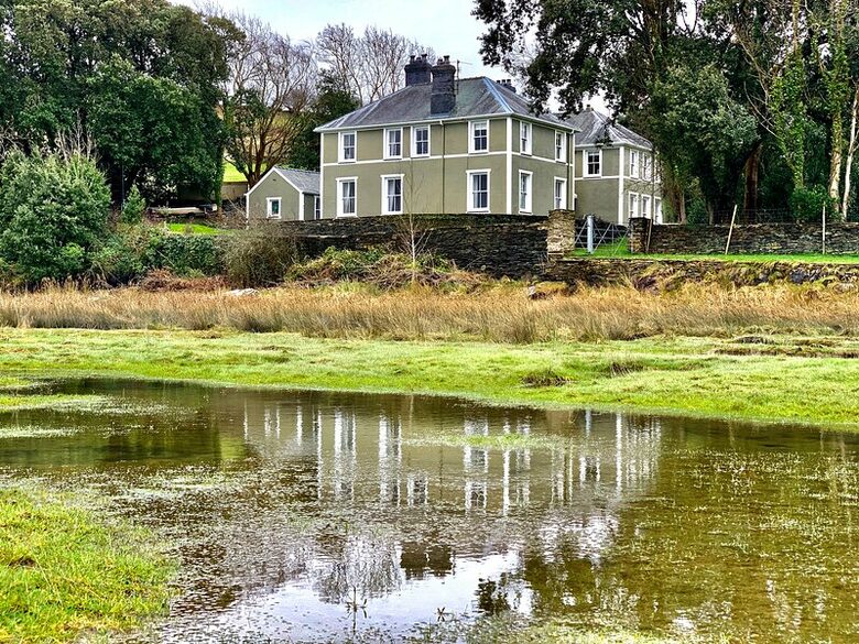 Historic Welsh Coastal Flat - Portmeirion, United Kingdom