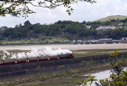 Historic Welsh Coastal Flat - Portmeirion, United Kingdom