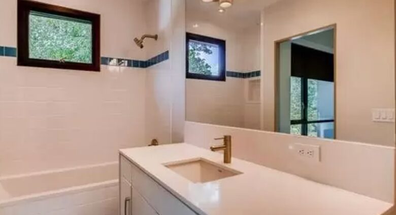 Guest bath