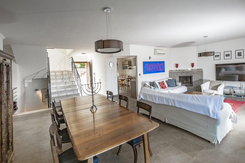 Mas Mananas - La Herradura, Spain